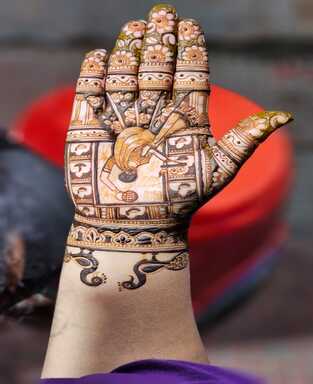 Vinod Mehandi Artist - Bridal Mehandi Artist In Lucknow - Mehndi Designer  in Alambagh